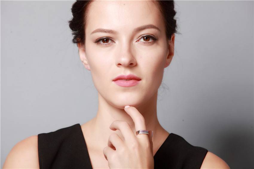 Classic Wedding Ring for Women